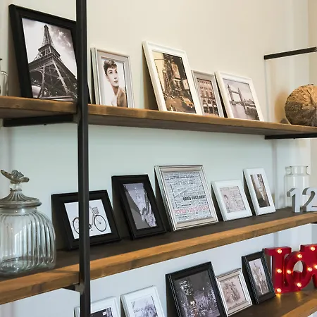 Apartment Four Petals Boutique *